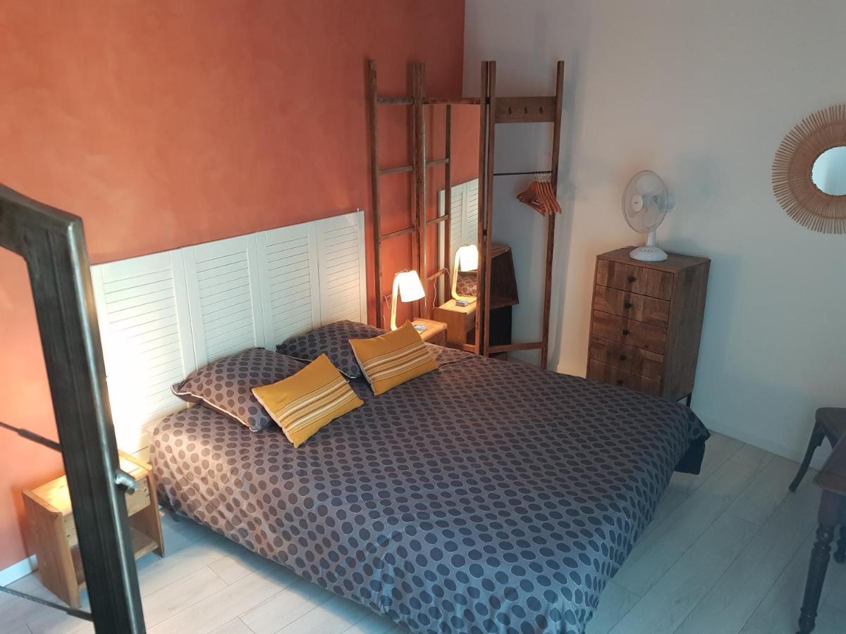 La Tremiere, Maison De Village, Sauna, Vue Garrigue บูซิเกส์ ภายนอก รูปภาพ