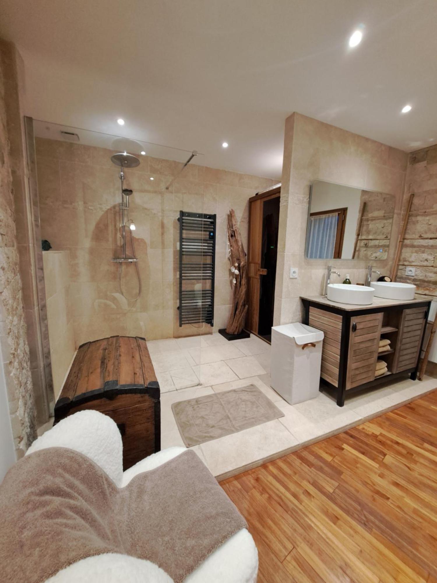 La Tremiere, Maison De Village, Sauna, Vue Garrigue บูซิเกส์ ภายนอก รูปภาพ